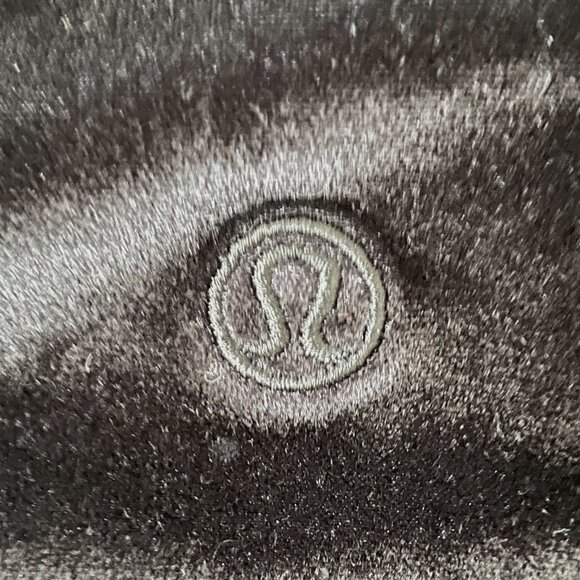 Lululemon Black Velvet Wunder Lounge High-Rise Tight 28"-Size 2 - Picture 4 of 8